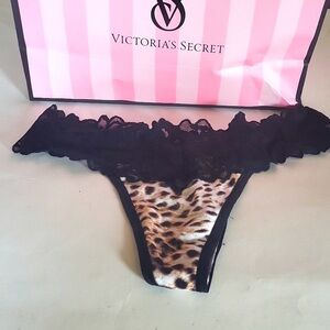 Victorias Secret Black Lace & Cheetah Print Thong